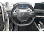 Peugeot 5008 1.2 130pk Allure Avantage 7-Pers. Aut. | Trekhaak | Camera | Navigatie | Elektr. Verstelbare Stoel+Mem | Carplay | PDC V+A | LMV 19 Inch