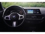 BMW 1-Serie 118i / Pano / Apple Carplay / Parkeercamera / Sportstuur / Stoelverwarming / Sfeerverlichting / Dealeronderhouden
