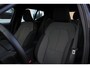 Volvo XC40 B4 Automaat Plus Dark | All Season banden | Premium Audio by Harman en Kardon| Adaptieve Cruise Control | Blind Spot | Elektrisch bedienbare voorstoelen | Semi elektrische Trekhaak | Verwarmbare Voorstoelen | Verwarmbare Voorruit.