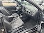 Volkswagen T-Roc Cabrio 1.5 TSI 150pk DSG R-Line Black Style / Leder Vienna / 19" LMV / Cockpit Pro / Stuur en Stoelverwarming / Navi Pro / Camera / Keyless / Alarm / IQ LED / Beats Audio