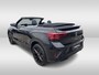 Volkswagen T-Roc Cabrio 1.5 TSI 150pk DSG R-Line Black Style / Leder Vienna / 19" LMV / Cockpit Pro / Stuur en Stoelverwarming / Navi Pro / Camera / Keyless / Alarm / IQ LED / Beats Audio