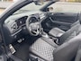 Volkswagen T-Roc Cabrio 1.5 TSI 150pk DSG R-Line Black Style / Leder Vienna / 19" LMV / Cockpit Pro / Stuur en Stoelverwarming / Navi Pro / Camera / Keyless / Alarm / IQ LED / Beats Audio