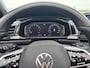 Volkswagen T-Roc Cabrio 1.5 TSI 150pk DSG R-Line Black Style / Leder Vienna / 19" LMV / Cockpit Pro / Stuur en Stoelverwarming / Navi Pro / Camera / Keyless / Alarm / IQ LED / Beats Audio