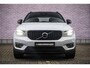 Volvo XC40 1.5 T2 R-Design | Adaptieve Cruise Control | Panoramadak | Parkeersensoren | Stoel-/Stuurverwarming | Lederen bekleding | Dode hoek detectie BLIS |
