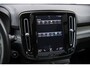 Volvo XC40 1.5 T2 R-Design | Adaptieve Cruise Control | Panoramadak | Parkeersensoren | Stoel-/Stuurverwarming | Lederen bekleding | Dode hoek detectie BLIS |