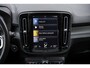 Volvo XC40 1.5 T2 R-Design | Adaptieve Cruise Control | Panoramadak | Parkeersensoren | Stoel-/Stuurverwarming | Lederen bekleding | Dode hoek detectie BLIS |