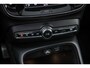 Volvo XC40 1.5 T2 R-Design | Adaptieve Cruise Control | Panoramadak | Parkeersensoren | Stoel-/Stuurverwarming | Lederen bekleding | Dode hoek detectie BLIS |