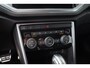 Volkswagen T-Roc 1.5 TSI Style ACC CarPlay DAB Stoelverwarming Clima