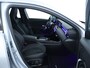 Mercedes-Benz A-klasse 250 e Plug-In Hybride AMG Sportpakket | Sfeerverlichting  | Keyless Go | Parkeerpakket met Camera | CarPlay | Inclusief 24 maanden Mercedes-Benz Certified garantie voor Europa.