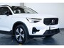 Volvo XC40 T5 263PK Plug-in hybrid Plus Dark | Trekhaak | Premium Audio By Harman/Kardon | Elektrische Bestuurdersstoel Met Geheugen | Park Assist Voor + Achter & Camera  | Keyless Entry | 18 inch Diamond Cut velgen | Cruise Control&Speed Limiter | All season banden |