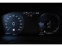 Volvo XC40 T5 Automaat Plug-in hybrid Plus Dark | Trekhaak | Premium Audio By Harman/Kardon | Elektrische Bestuurdersstoel Met Geheugen | Park Assist Voor + Achter & Camera  | Keyless Entry | 18 inch Diamond Cut velgen | Cruise Control&Speed Limiter | All season banden |