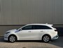 Kia Ceed Sw 1.0 T-GDi 100pk DynamicPlusLine | Cruise Control | Navigatie | Stoelverwarming | Stuurverwarming | Camera Achter | Parkeersensoren Voor & Achter |