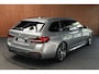BMW 5-Serie Touring 520i M-Sport HUD Matrix DAP ACC Leer PDC Elektr. uitklapbaar trekhaak Elektr. bedienbaar achterklep Navi Camera Climate (3-zone) Memory seats PDC Zwarte binnenhemel LM velgen BTW auto