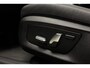 BMW 5-Serie Touring 520i M-Sport HUD Matrix DAP ACC Leer PDC Elektr. uitklapbaar trekhaak Elektr. bedienbaar achterklep Navi Camera Climate (3-zone) Memory seats PDC Zwarte binnenhemel LM velgen BTW auto