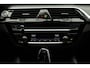 BMW 5-Serie Touring 520i M-Sport HUD Matrix DAP ACC Leer PDC Elektr. uitklapbaar trekhaak Elektr. bedienbaar achterklep Navi Camera Climate (3-zone) Memory seats PDC Zwarte binnenhemel LM velgen BTW auto