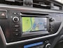 Toyota Auris Touring Sports 1.8 HYBRID LEASE NAVI STOELVERWARMING PANORAMADAK PARK-SENSOREN TREKHAAK CAMERA CRUISE PRIVACY-GLASS