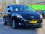 Peugeot 5008 1.6 THP GT 5p. Navigatie*Leder*Pano*Cruise*NAP*Stoelverwarming*Clima*LM velgen*Parkeersensoren*