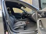 Audi A4 Avant 35 TFSI S edition Competition Automaat | Zwart optiek | 19 inch velgen | Adaptieve cruise control | Sportstuur | Lane assist & verkeersbord detectie | DAB | Parkeersensoren voor en achter