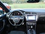 Volkswagen Tiguan 1.5 TSI/DSG Highline R-line, Camera, Panoramdak, Trekhaak