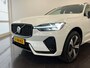 Volvo XC60 T6 Plug-in hybrid AWD Plus Dark | Achteruitrijcamera | Apple Carplay/Android Auto | Cruise control adaptief | Panoramadak | Voorverwarmingsinstallatie |