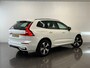 Volvo XC60 T6 Plug-in hybrid AWD Plus Dark | Achteruitrijcamera | Apple Carplay/Android Auto | Cruise control adaptief | Panoramadak | Voorverwarmingsinstallatie |