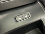Volvo XC60 T6 Plug-in hybrid AWD Plus Dark | Achteruitrijcamera | Apple Carplay/Android Auto | Cruise control adaptief | Panoramadak | Voorverwarmingsinstallatie |