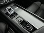 Volvo XC60 T6 Recharge Plus Black Edition | 21" | Trekhaak | Panoramadak | Elektrisch verstelbare stoelen | Stoel/stuur/achterbankverwarming | Keyless