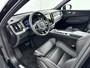 Volvo XC60 T6 Recharge Plus Black Edition | 21" | Trekhaak | Panoramadak | Elektrisch verstelbare stoelen | Stoel/stuur/achterbankverwarming | Keyless