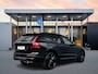 Volvo XC60 T6 Recharge Plus Black Edition | 21" | Trekhaak | Panoramadak | Elektrisch verstelbare stoelen | Stoel/stuur/achterbankverwarming | Keyless