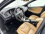 Volvo V40 T2 Automaat Nordic+ Luxury | 16'' | Panoramadak | Elektr. verstelb. bestuurdersstoel | Leder | Parkeercamera | Stoelverwarming | Parkeerverwarming | Parkeersensoren