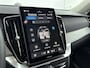 Volvo XC90 NEW MODEL 2.0 T8 Plug-in hybrid AWD Ultra Dark | Nappa Leder / stoel ventilatie- massage | Bowers & Wilkins Audio | Luchtvering | Trekhaak | Extra getint Glas |
