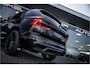Volvo XC60 T6 Recharge AWD Plus Black Edition ** Panodak ** Trekhaak ** H&K