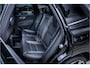 Volvo XC60 T6 Recharge AWD Plus Black Edition ** Panodak ** Trekhaak ** H&K