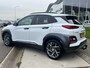 Hyundai Kona 1.6 GDI HEV Premium / Automaat / Trekhaak / Stoelverw. + verkoeling / Apple Carplay - Android Auto / Keyless / Camera / 18'' LMV /