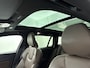 Volvo V60 2.0 T6 Recharge AWD R-Design | Panoramadak | Harman &Kardon | HUD | Four-C actief chassissysteem | PDC V+A en 360 camera |Trekhaak |