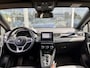 Renault Captur 1.6 E-Tech Full Hybrid 145 Rive Gauche | NL Auto | Trekhaak | All Seasons | 18 Inch | Navigatie | Achteruitrijcamera | Parkeersensoren V+A | Climate Control | Armsteun | Apple CarPlay/Android Auto
