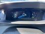 Peugeot e-2008 EV GT 50 kWh Climate Control | Voorstoelen Verwarmd | Full Map Navigatie | Apple Carplay / Android Auto | Camera | Parkeersensoren | Bekleding Half Leder/Alcantara
