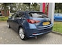 Mazda 3 2.0 SkyActiv-G 120 SkyLease+ | NAVIGATIE | BOSE AUDIO | CAMERA | STOEL+STUUR VERWARMING | HUD |