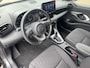Toyota Yaris 1.5 HYBRID 115 AD-CRUISE APPLE/ANDROID CLIMA CAMERA LM-VELGEN BLUETOOTH NL-AUTO