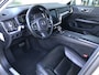 Volvo V60 2.0 T5 Momentum Automaat | Rijklaar incl 12 mnd Bovag | Trekhaak Carplay On Call Stoelverwarming