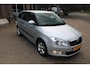 Skoda Fabia Combi 1.2 TSI Parkeersensoren, Climate control, Cruise control, Stoelverwarming, 15" LMV