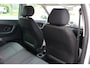 Skoda Fabia Combi 1.2 TSI Parkeersensoren, Climate control, Cruise control, Stoelverwarming, 15" LMV