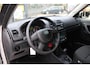 Skoda Fabia Combi 1.2 TSI Parkeersensoren, Climate control, Cruise control, Stoelverwarming, 15" LMV
