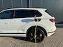 Volkswagen Touareg 3.0 TSI eHybrid * Blackstyle * Panorama * Trekhaak * Side Assist *