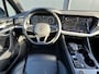 Volkswagen Touareg 3.0 TSI eHybrid * Blackstyle * Panorama * Trekhaak * Side Assist *