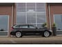 BMW 3-Serie Touring 318i LCI Edition Luxury Line Purity Executive | 2e eigenaar | NL auto | Origineel | Camera | DAB | LED | HiFi | Leer | Sportstoelen | Sportstuur | Cruise control β‘οΈ