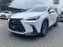 Lexus NX 450h+ AWD Luxury Line TREKHAAK STOELVERW STUURVERW GROOTSCHERM EL-ACHTERKLEP APPLE/ANDROID