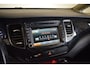 Kia Carens 7 PERS. NWE APK 1.6 GDi Business Pack Trekhaak 1300kg/ Airoc/ Camera/ Pdc/ LMV