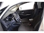 Kia Carens 7 PERS. NWE APK 1.6 GDi Business Pack Trekhaak 1300kg/ Airoc/ Camera/ Pdc/ LMV