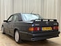 Mercedes-Benz 190-Serie 2.3-16V / 5 Speed Dogleg / Nieuwe APK / 185 PK / Bj 1986 / 1/2 Karo Stof/Leder / Schuifdak